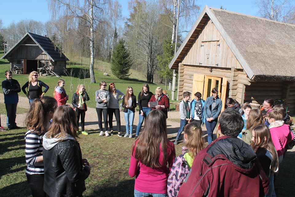 1310108810153566801106299104202