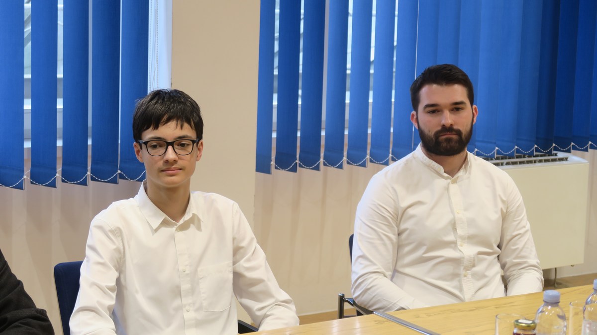 Župan Posavec primio juniorske državne prvake u kuglanju iz KK Željezničara