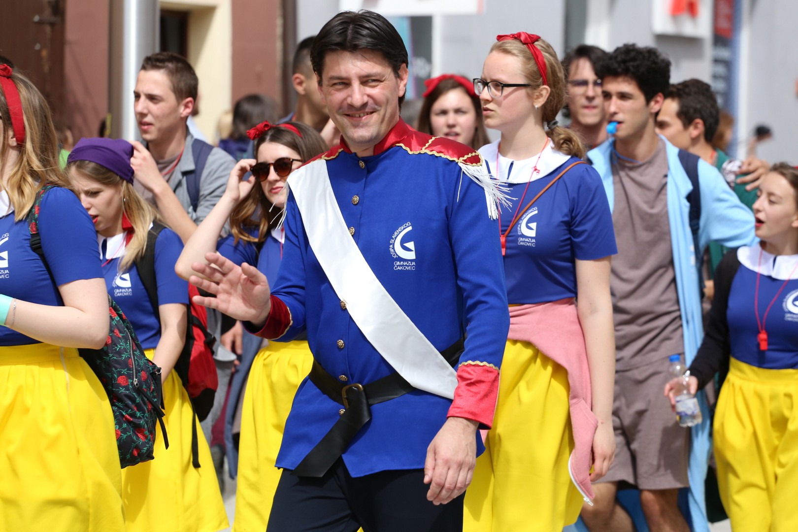 Ulicama Čakovca koračalo više od 1200 međimurskih maturanata