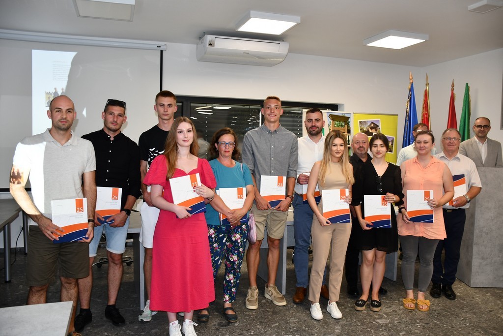 25 godina rada AK Nedelišće ukoričeno u vrijednu monografiju