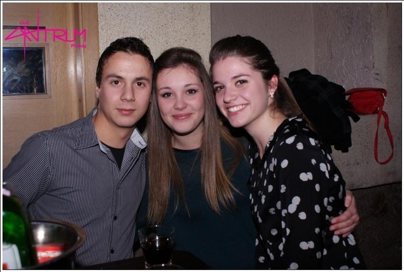 slika0015 Antrum (Subota, 5.1.2013.) slika0015 Antrum (Subota, 5.1.2013.)