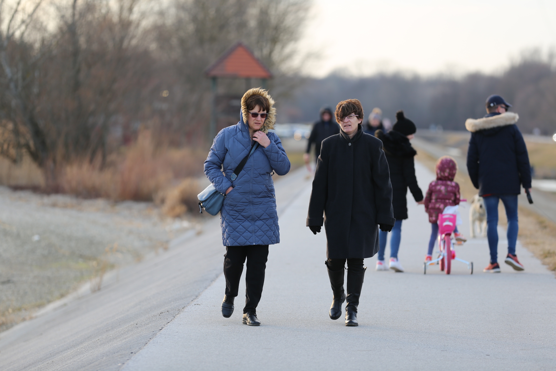 Klikom po Marini (nedjelja, 6.2.2002.)