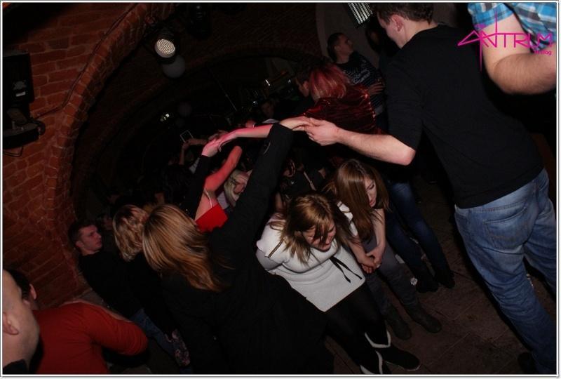 slika0093 Antrum (Subota, 19.1.2013) slika0093 Antrum (Subota, 19.1.2013)