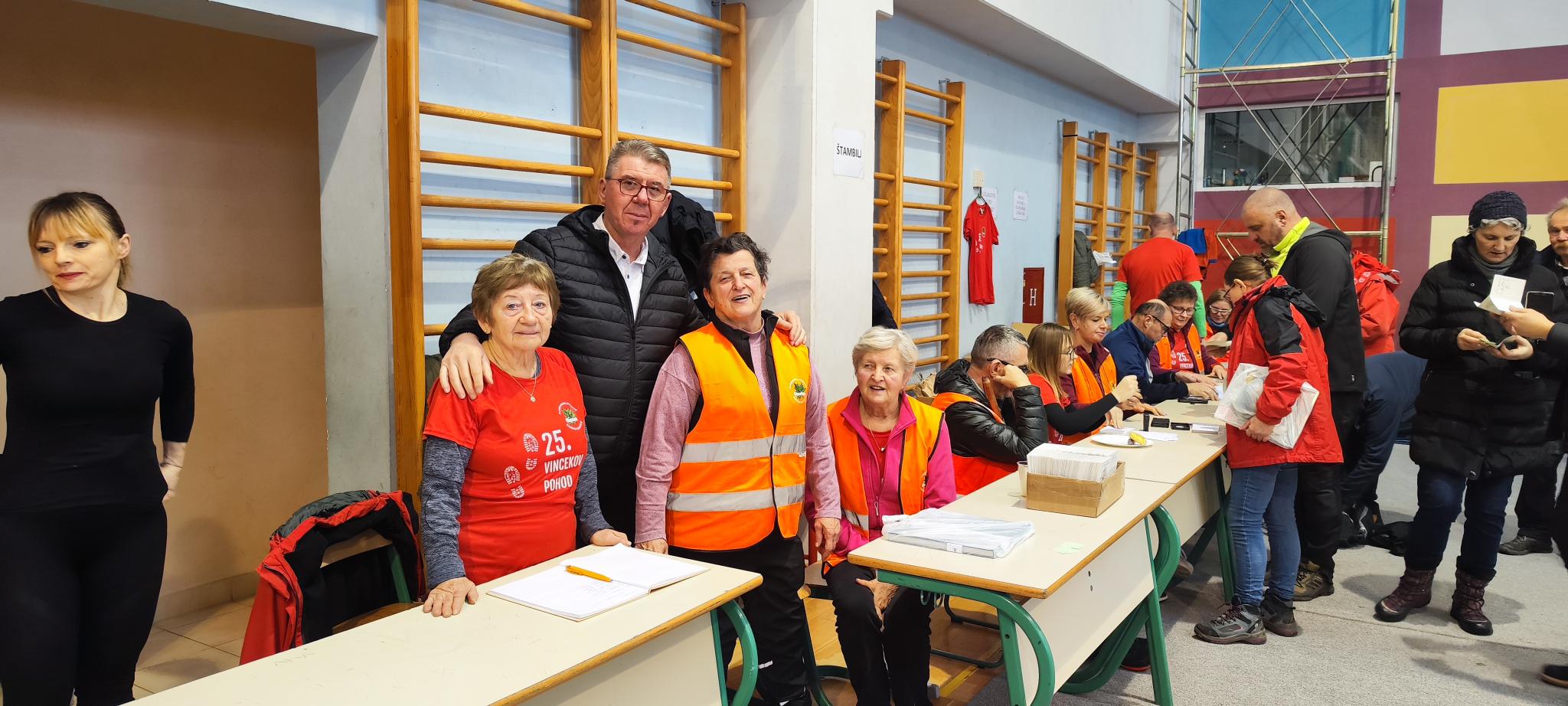 Jubilarni 25. Vincekov pohod Planinarskog društva Bundek na startu okupio čak 2.400 ljudi!