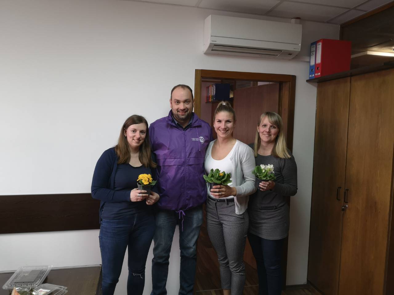 Međimurski Reformisti darivali jaglace za Dan žena