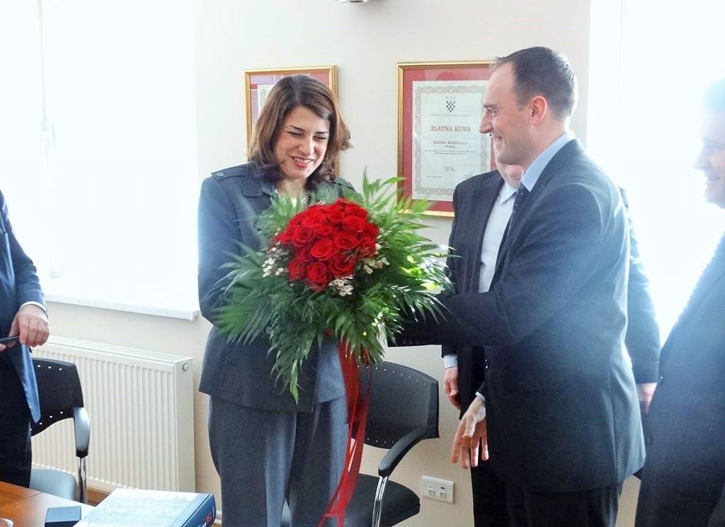 335314355dsc02761optimized28493