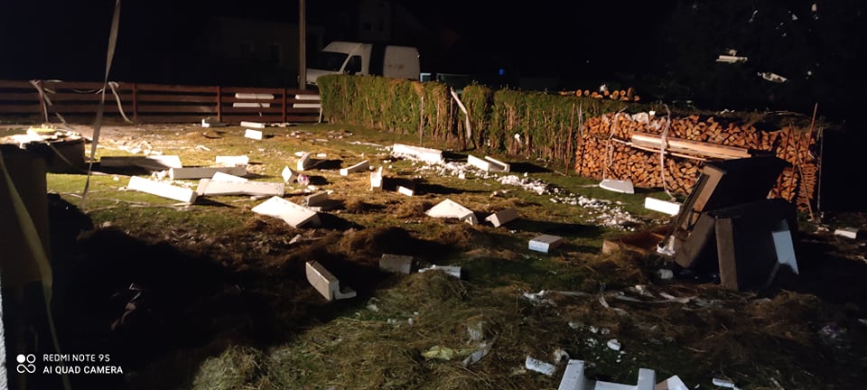 FOTO Potepanje ih nije mimoišlo: Žene se Marta Tuksar i Krunoslav Erdelja iz Peklenice