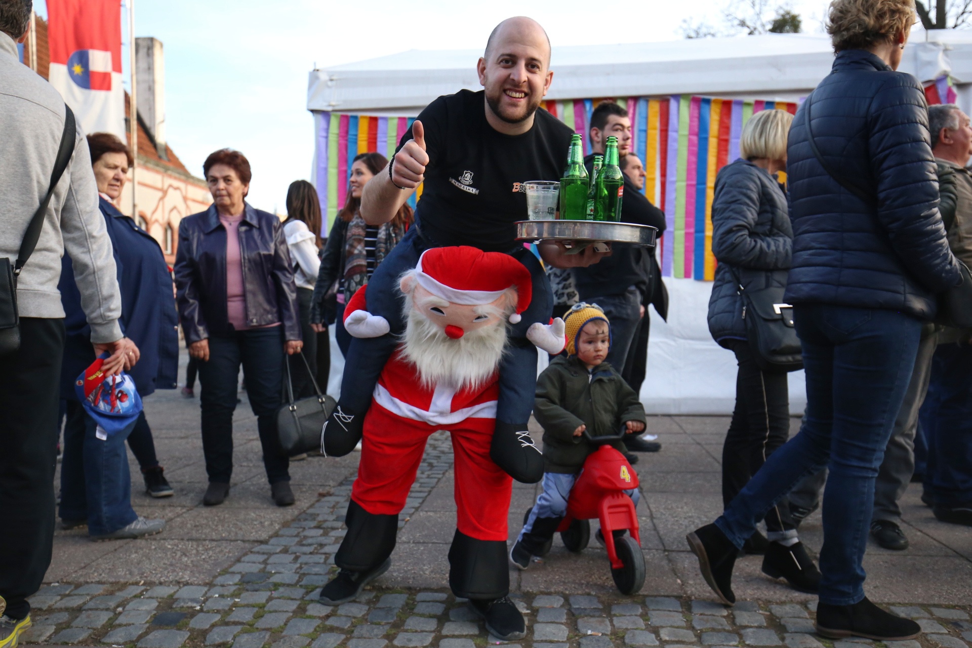 Fašnik u Čakovcu privukao veliki broj maski i građana