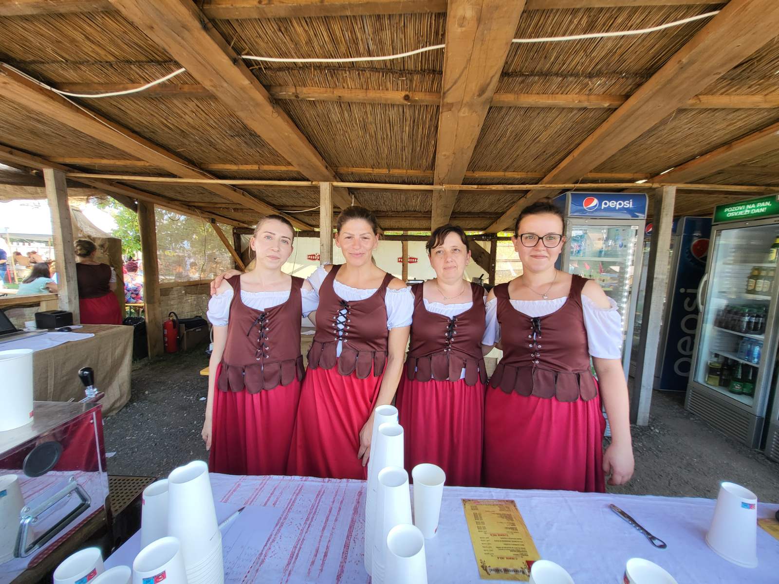 NA KOPRVNIČKIM BEDEMIMA Renesansni festival i ove godine privukao mnoštvo posjetitelja NA KOPRVNIČKIM BEDEMIMA Renesansni festival i ove godine privukao mnoštvo posjetitelja