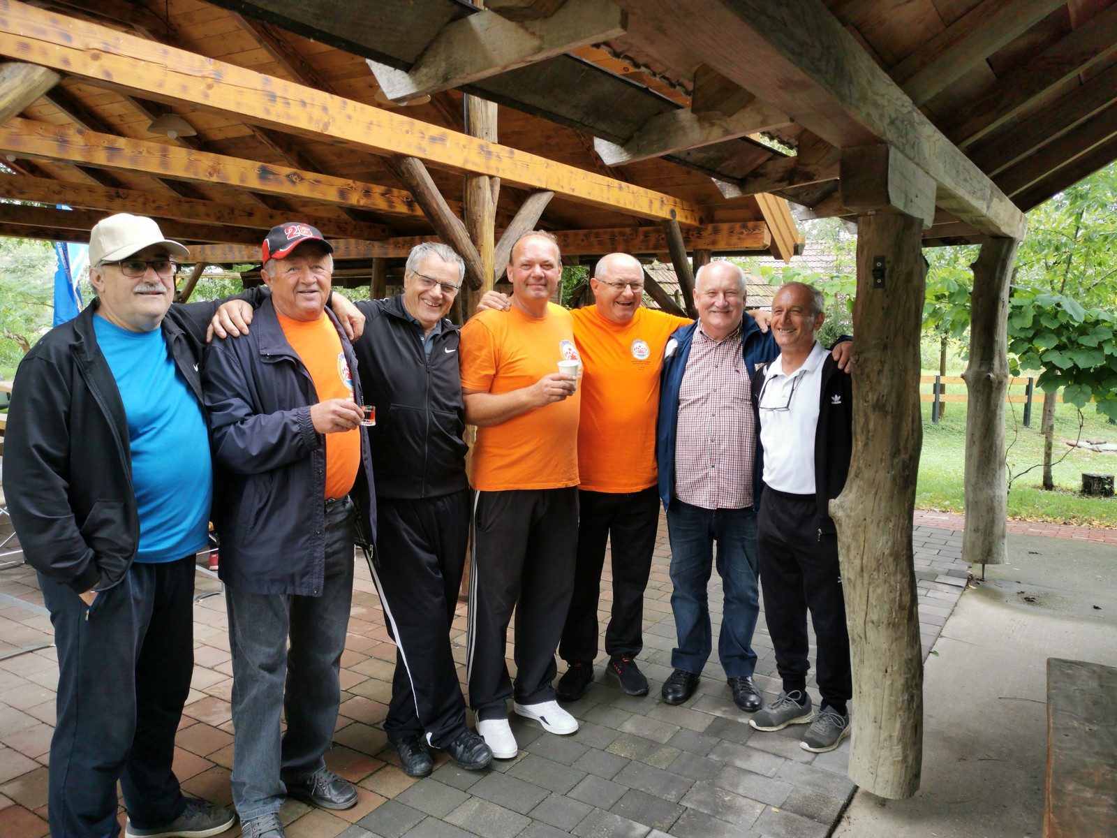 TRADICIJA DONJODUBRAVSKIH BRANITELJA Planirani spust otpao, druženje ostalo