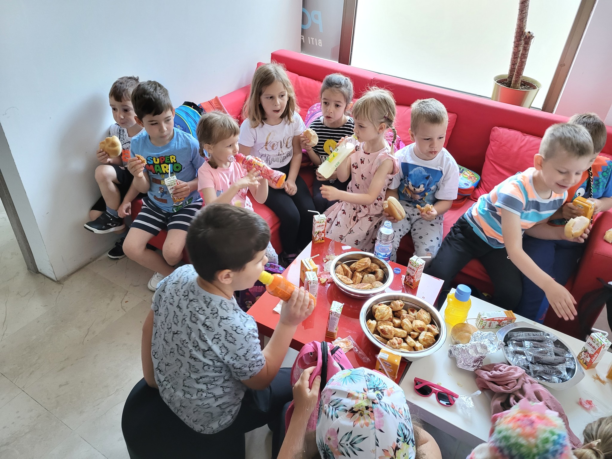 IZLET U VARAŽDIN Mališani iz vrtića Cvrčak posjetili fitness centar