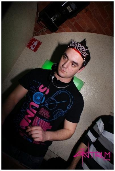 slika0023 Antrum (Subota, 16.2.2013 – notValentines party) slika0023 Antrum (Subota, 16.2.2013 – notValentines party)