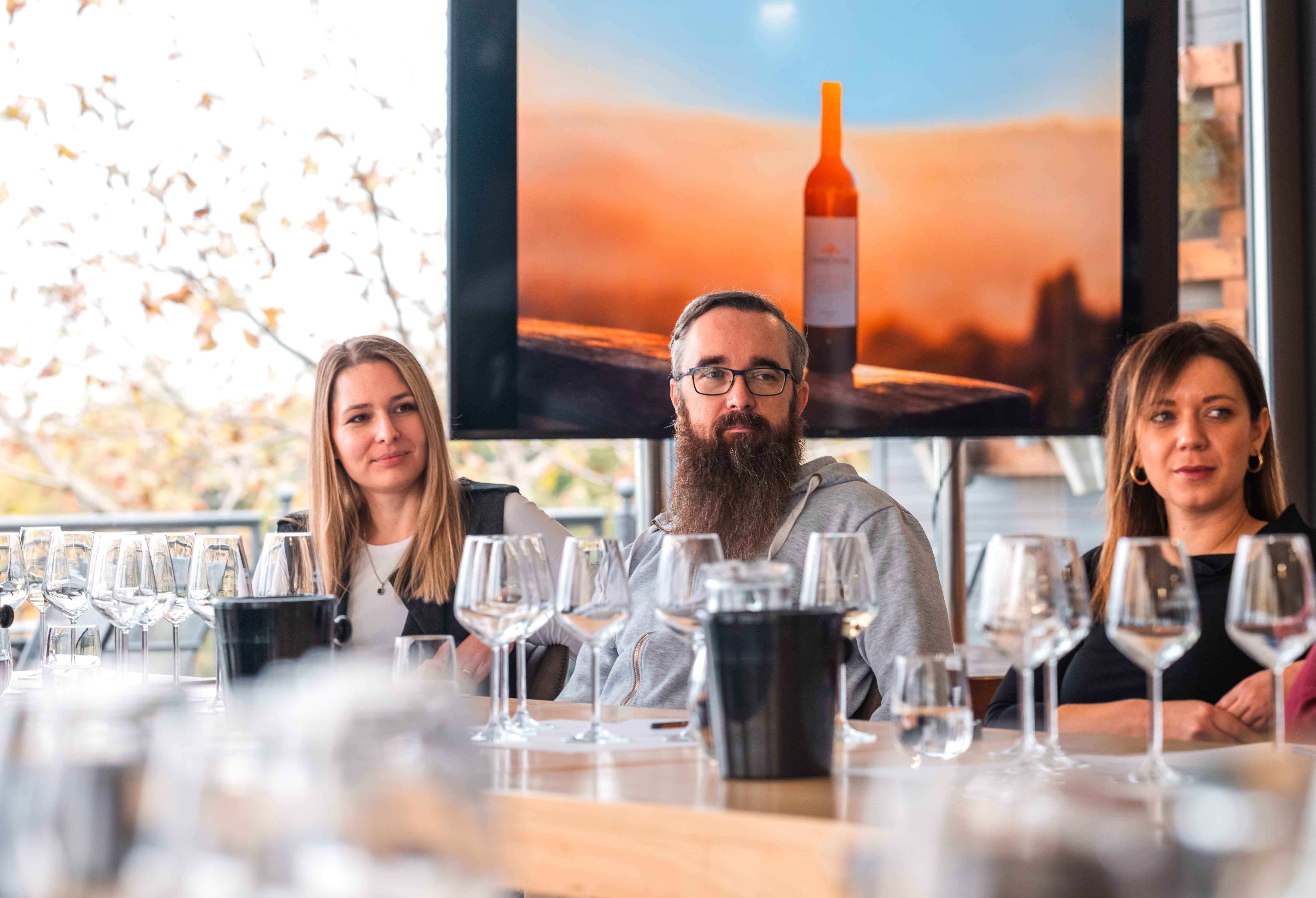 VRHUNSKA DEGUSTACIJA Pogledajte kako je bilo na međunarodnoj radionici vina