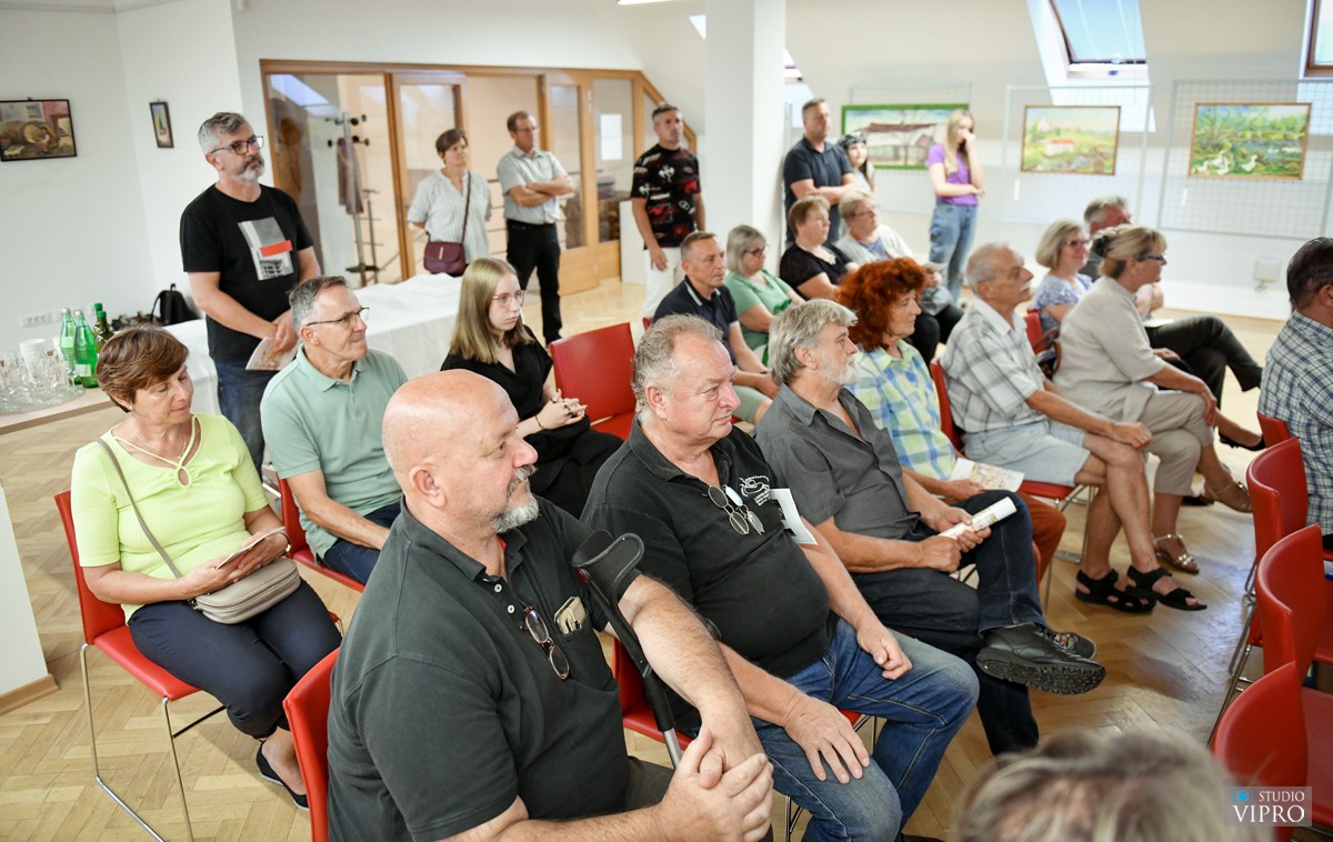 MUZEJ CROATA INSULANUS Izložbu Stanka Padarića možete razgledati do 13. listopada