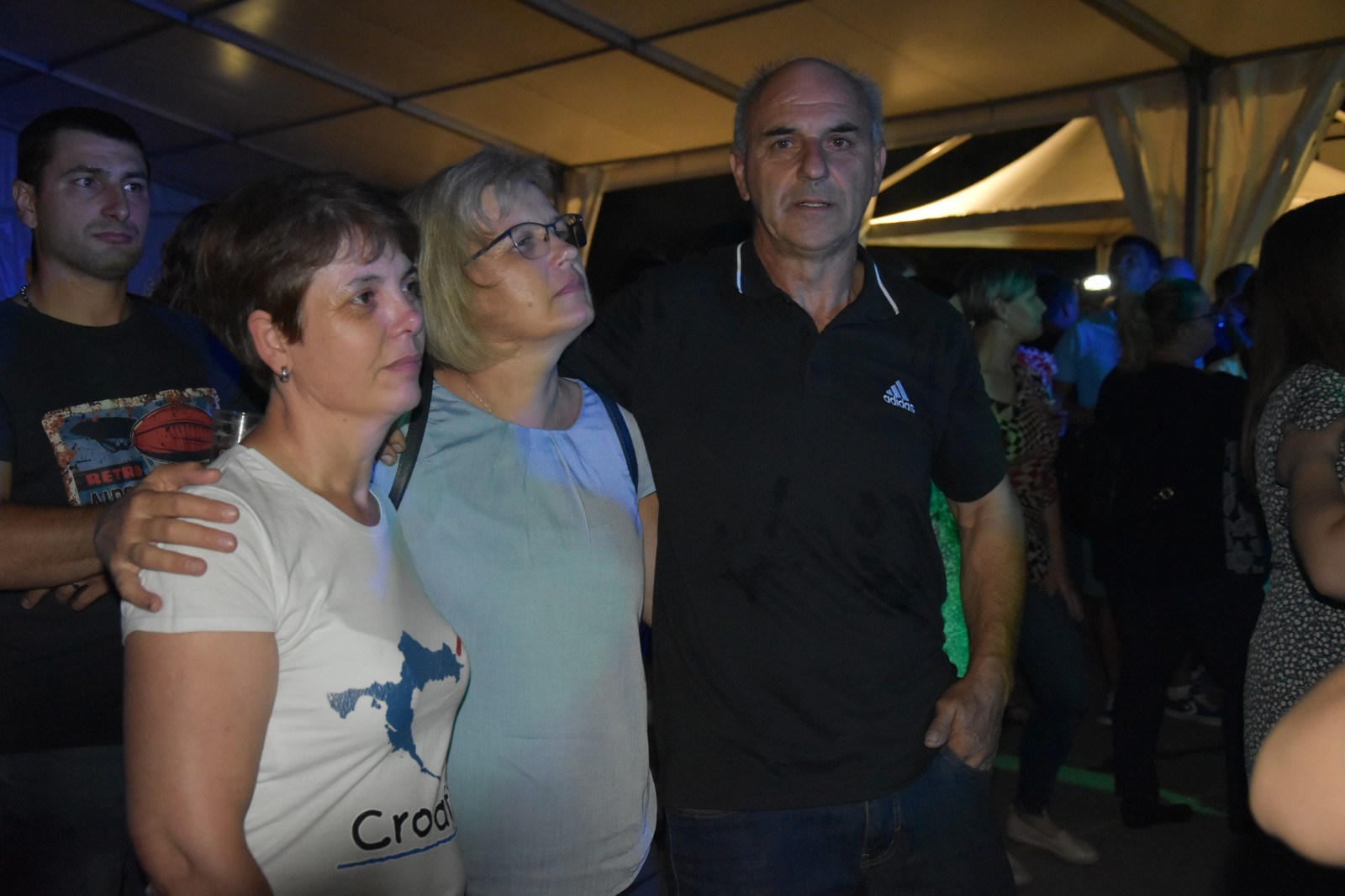 Zlatko Pejaković oduševio Donju Dubravu!