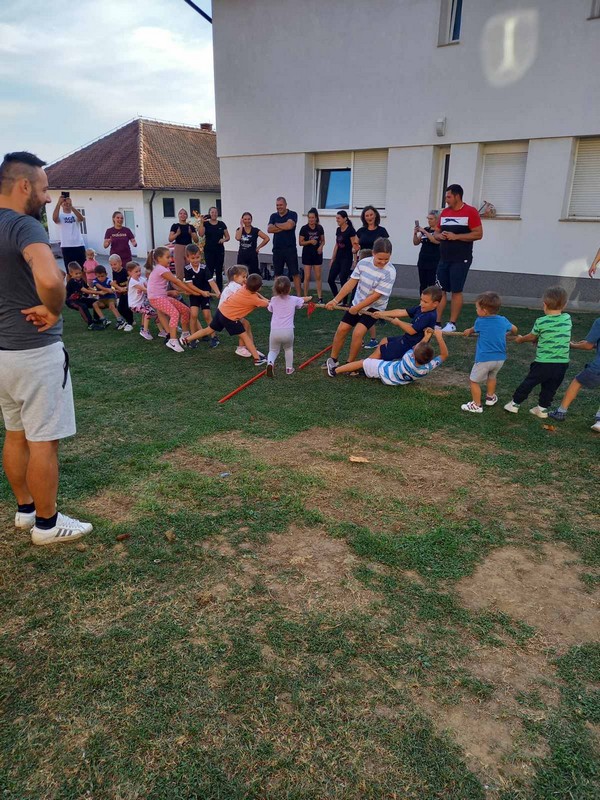 REKREACIJA ZA NAJMLAĐE Jesenski sportski susreti u Dječjem vrtiću Svetog Nikole