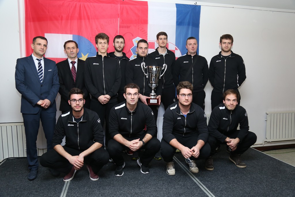 pravazena00087574989