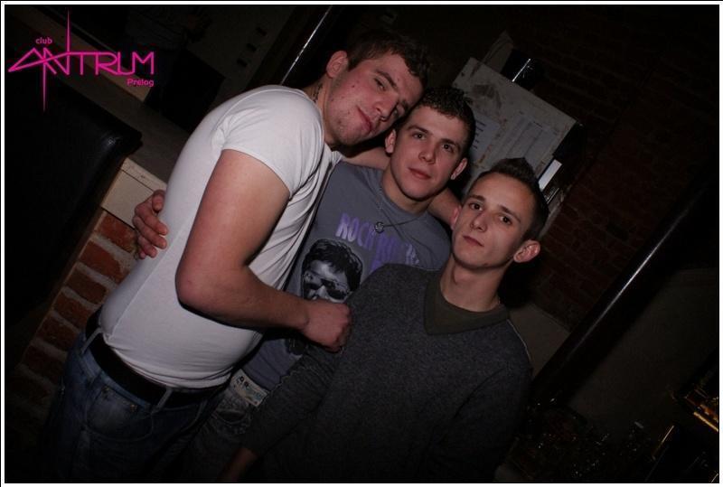 slika0009 Antrum (Subota, 5.1.2013.) slika0009 Antrum (Subota, 5.1.2013.)