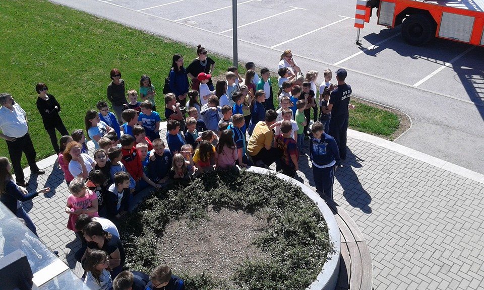 1122619311244238042501025999723