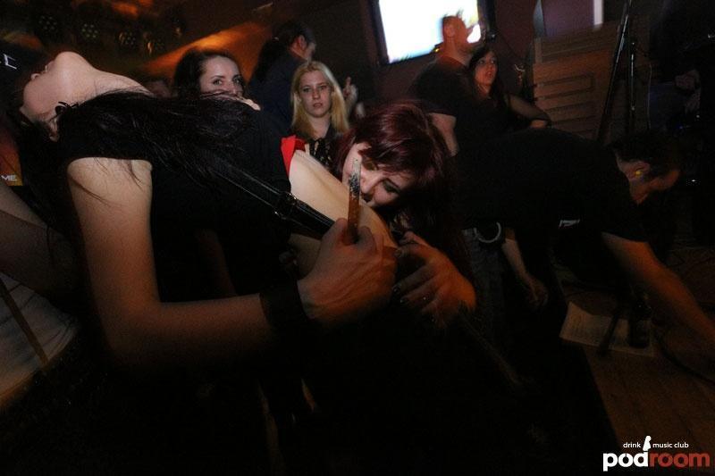 slika0018 Podroom (Petak, 19.4.2013 – MANNTRA live & H I R & IRON HEARTH)