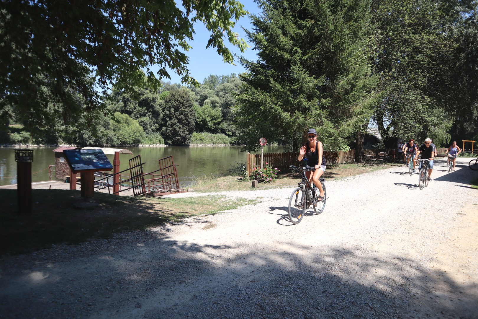 ‘Peciklinom protiv zaborava’: U Svetom Martinu branitelji održali biciklijadu
