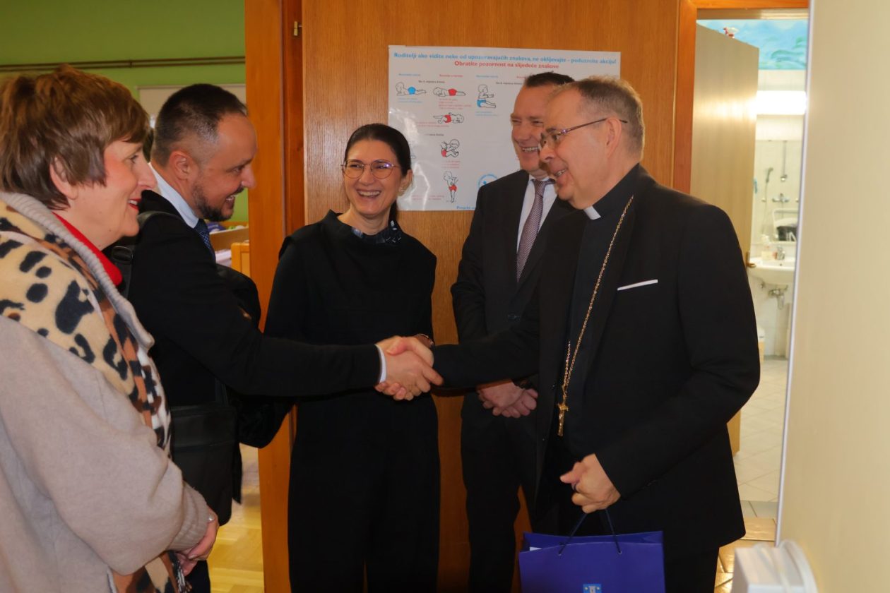 biskup Bože Radoš boravak Antun Bogdan (9)