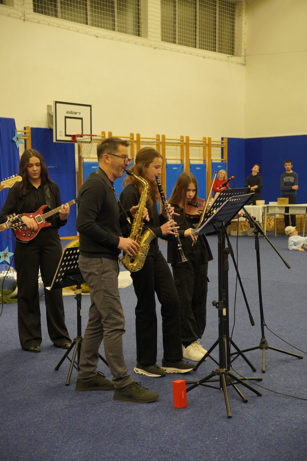 božićna priredba OŠ Strahoninec (100)