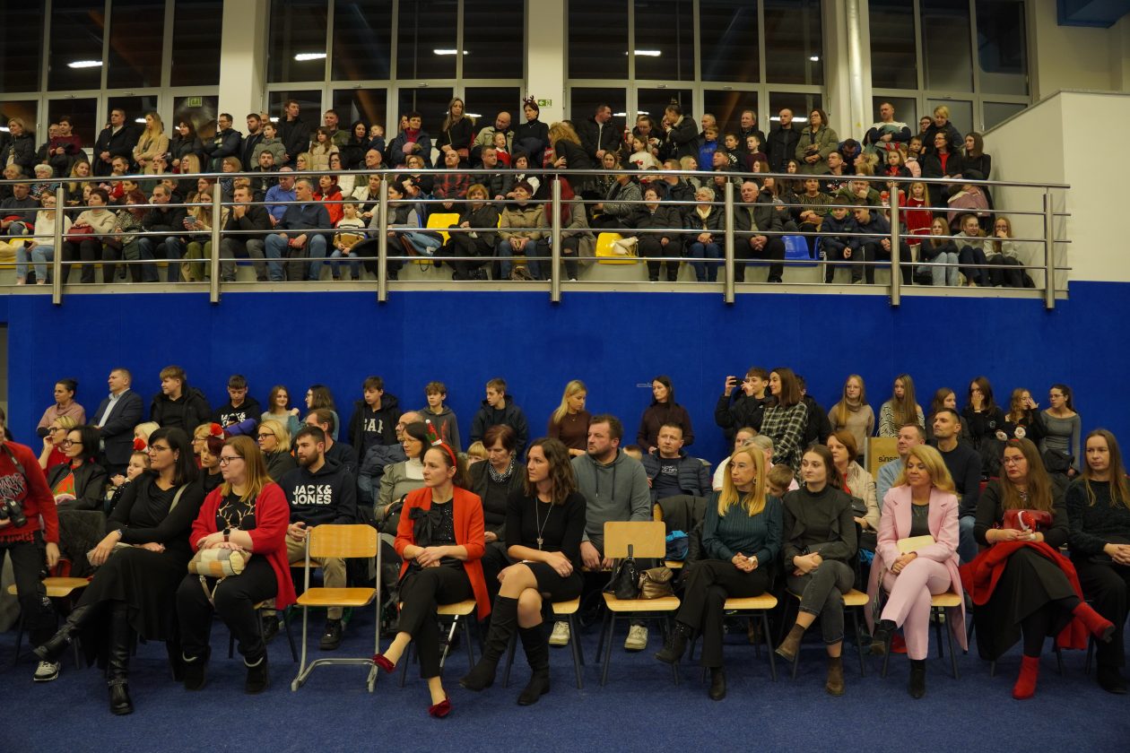 božićna priredba OŠ Strahoninec (60)