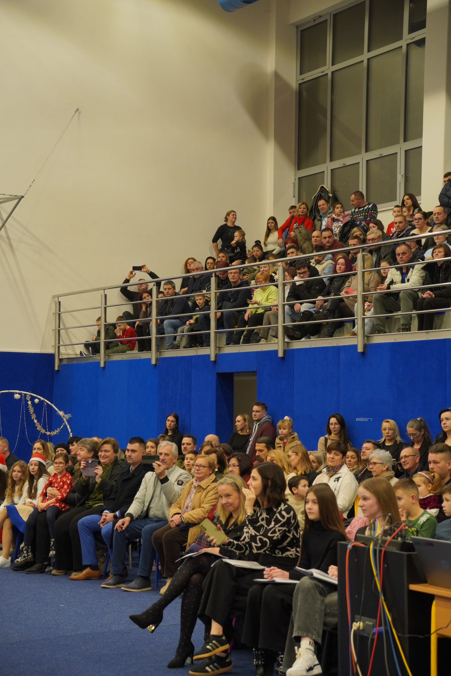 božićna priredba OŠ Strahoninec (64) božićna priredba OŠ Strahoninec (64)