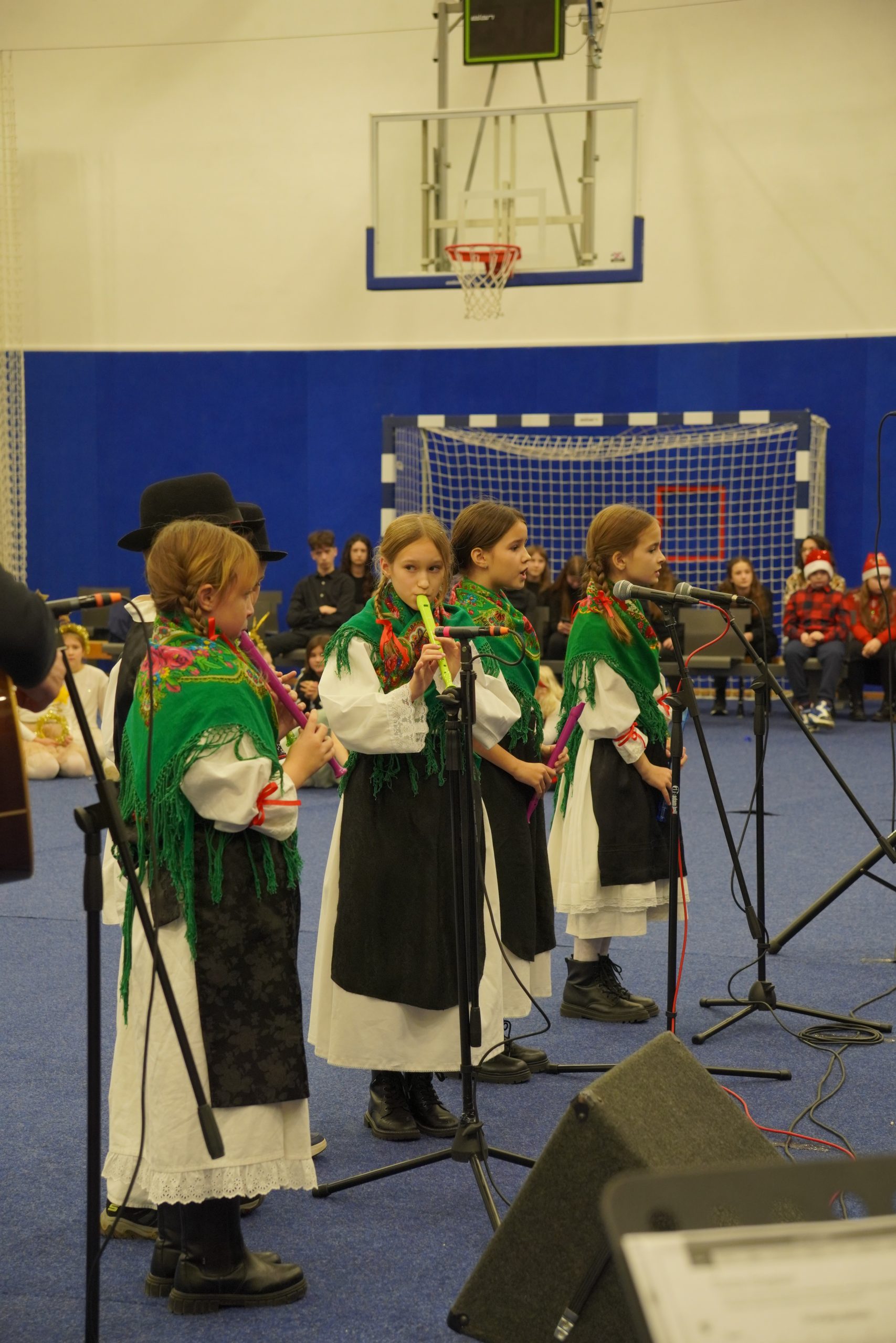 božićna priredba OŠ Strahoninec (68) božićna priredba OŠ Strahoninec (68)