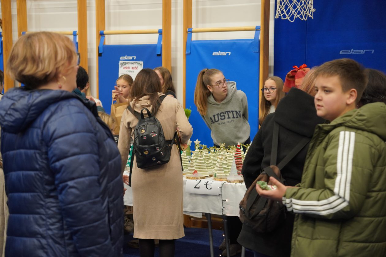 božićna priredba OŠ Strahoninec (8)