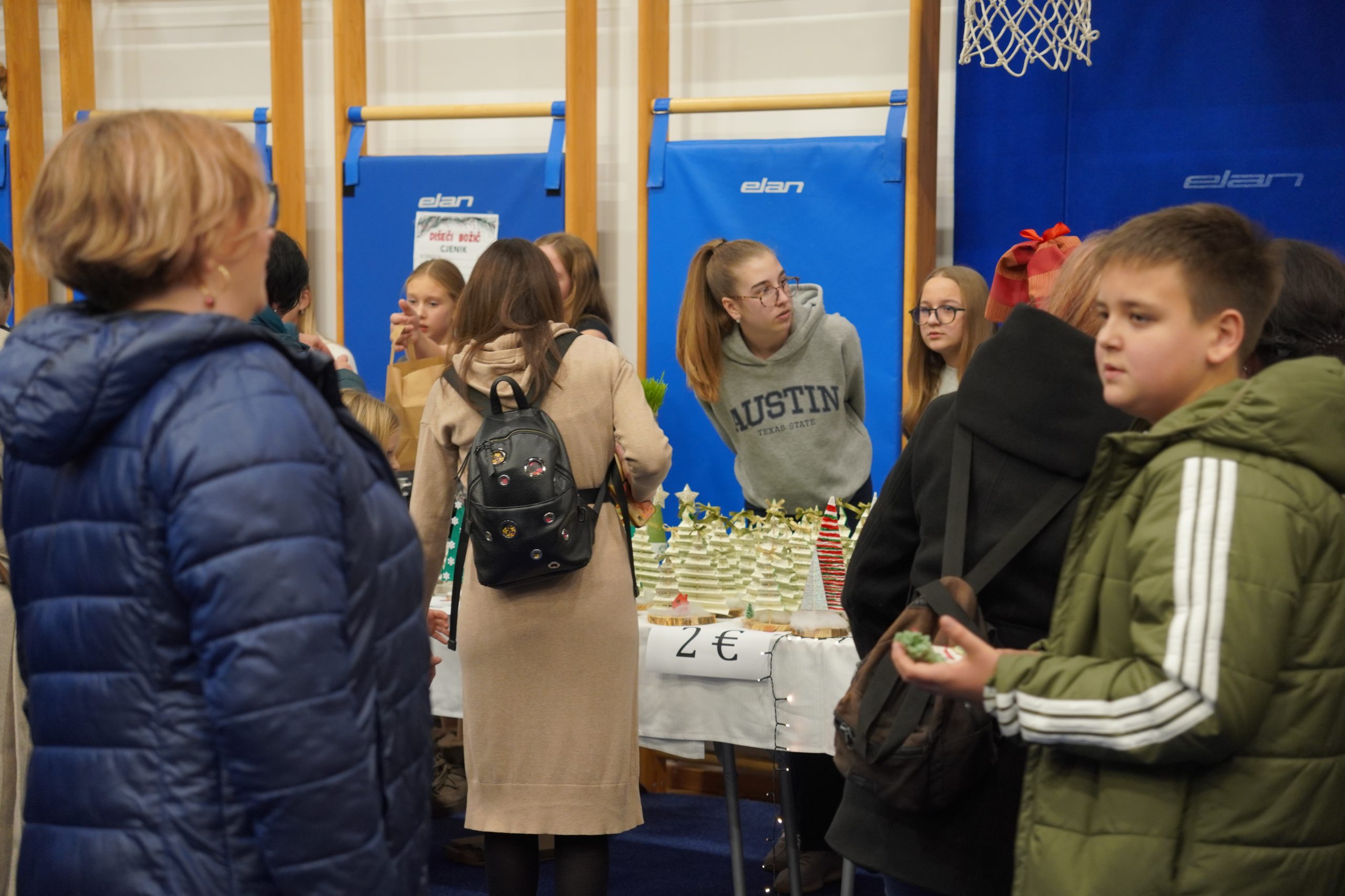 božićna priredba OŠ Strahoninec (8) božićna priredba OŠ Strahoninec (8)