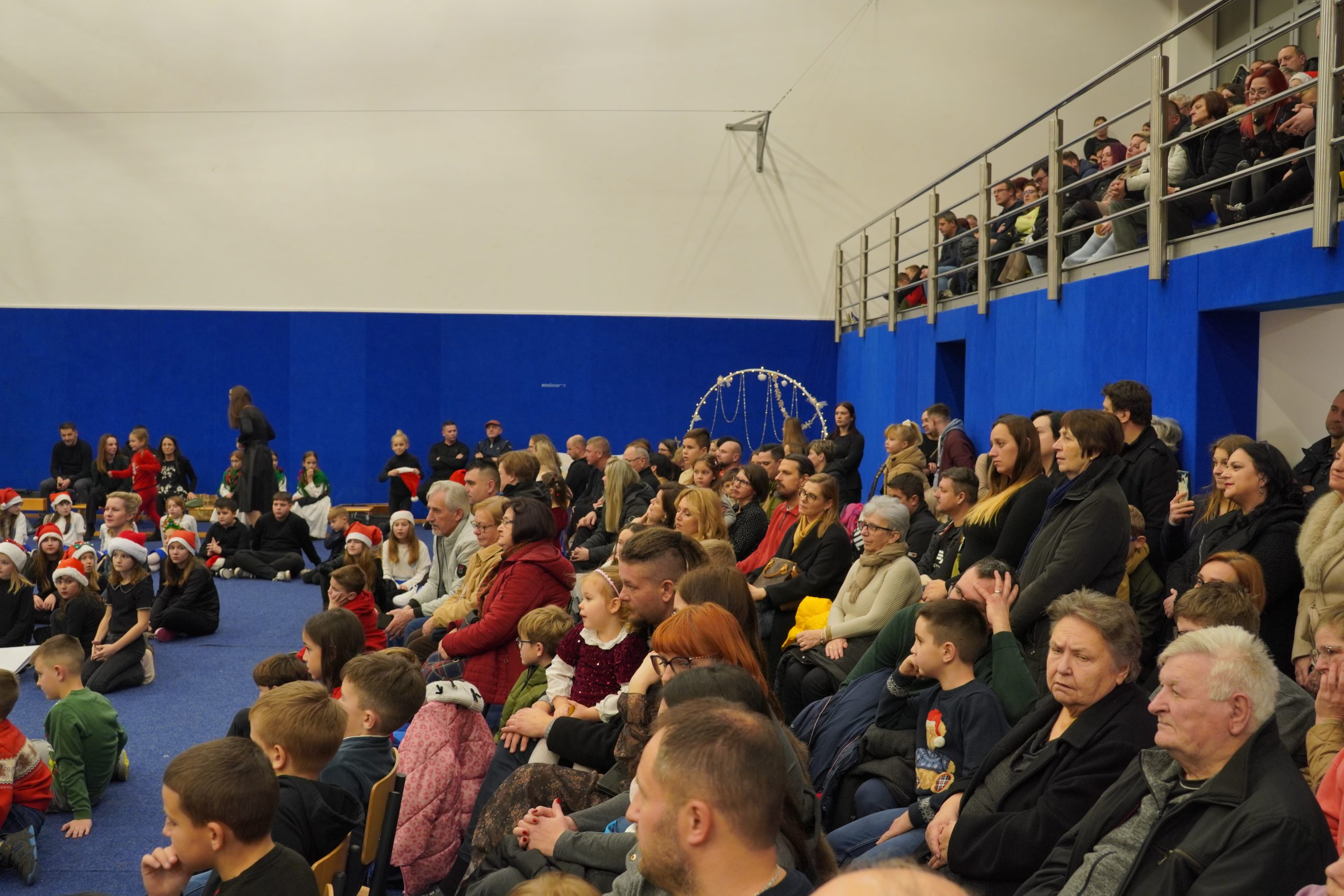 božićna priredba OŠ Strahoninec (89) božićna priredba OŠ Strahoninec (89)