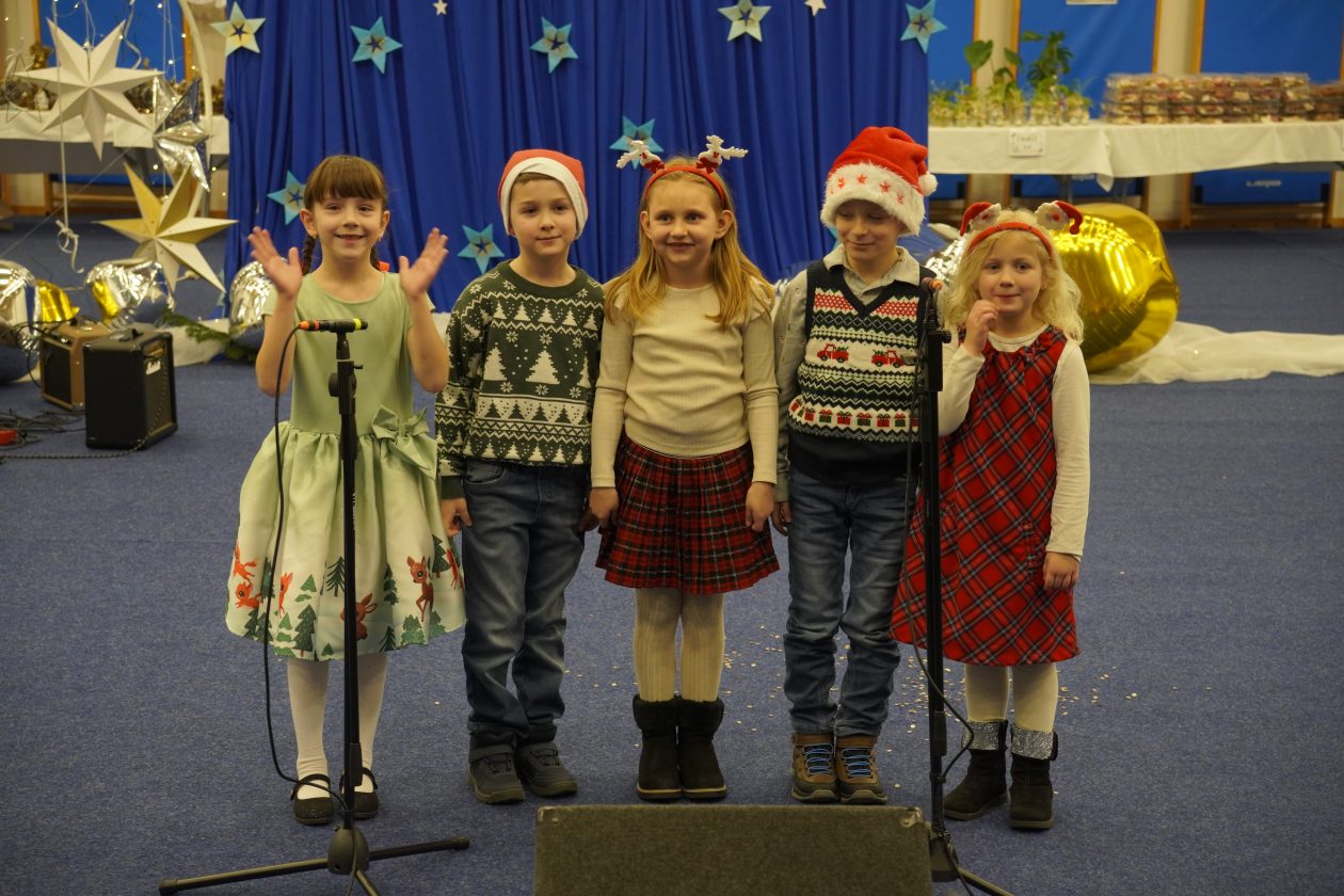 božićna priredba OŠ Strahoninec (91)