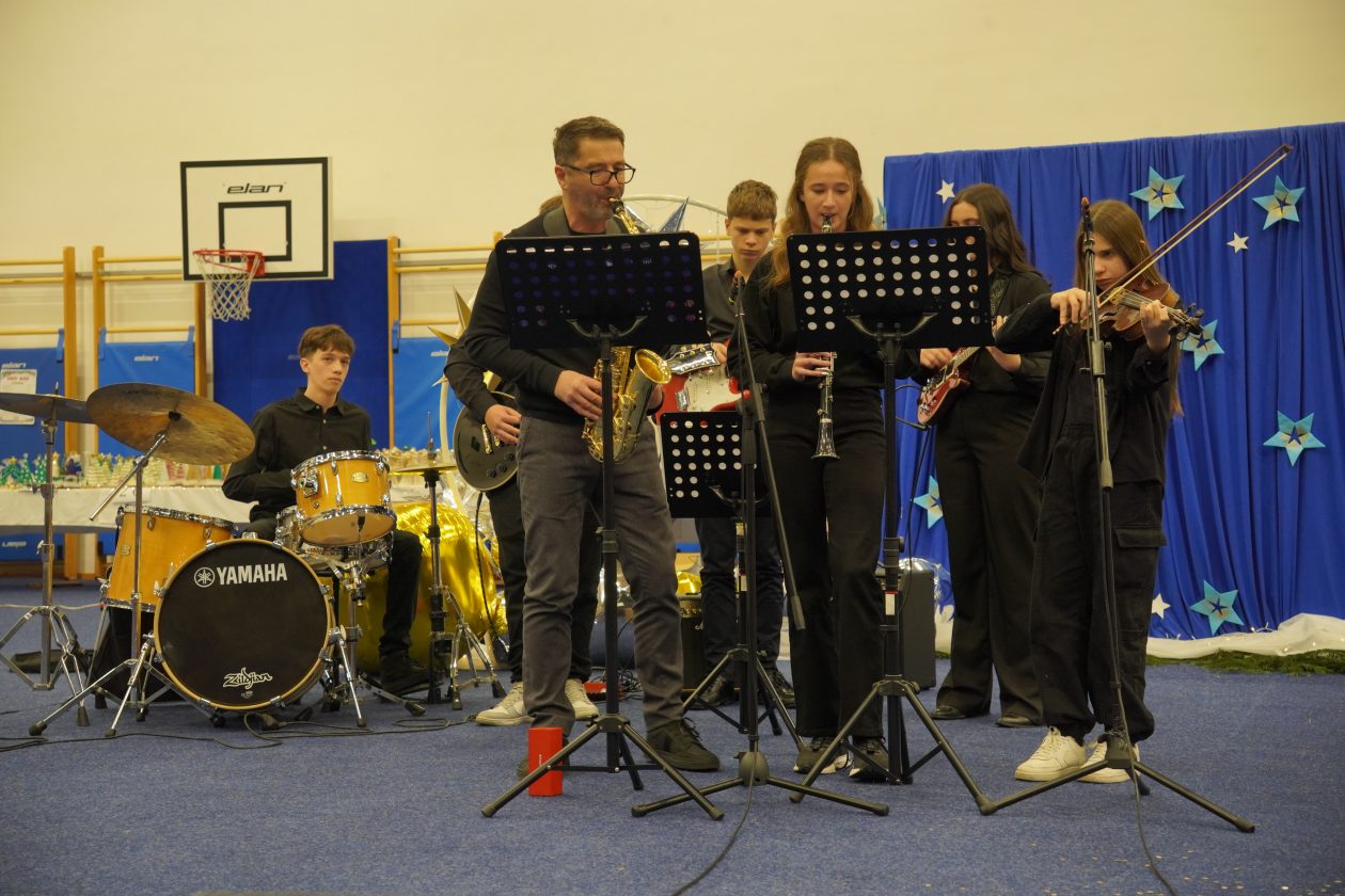 božićna priredba OŠ Strahoninec (97)