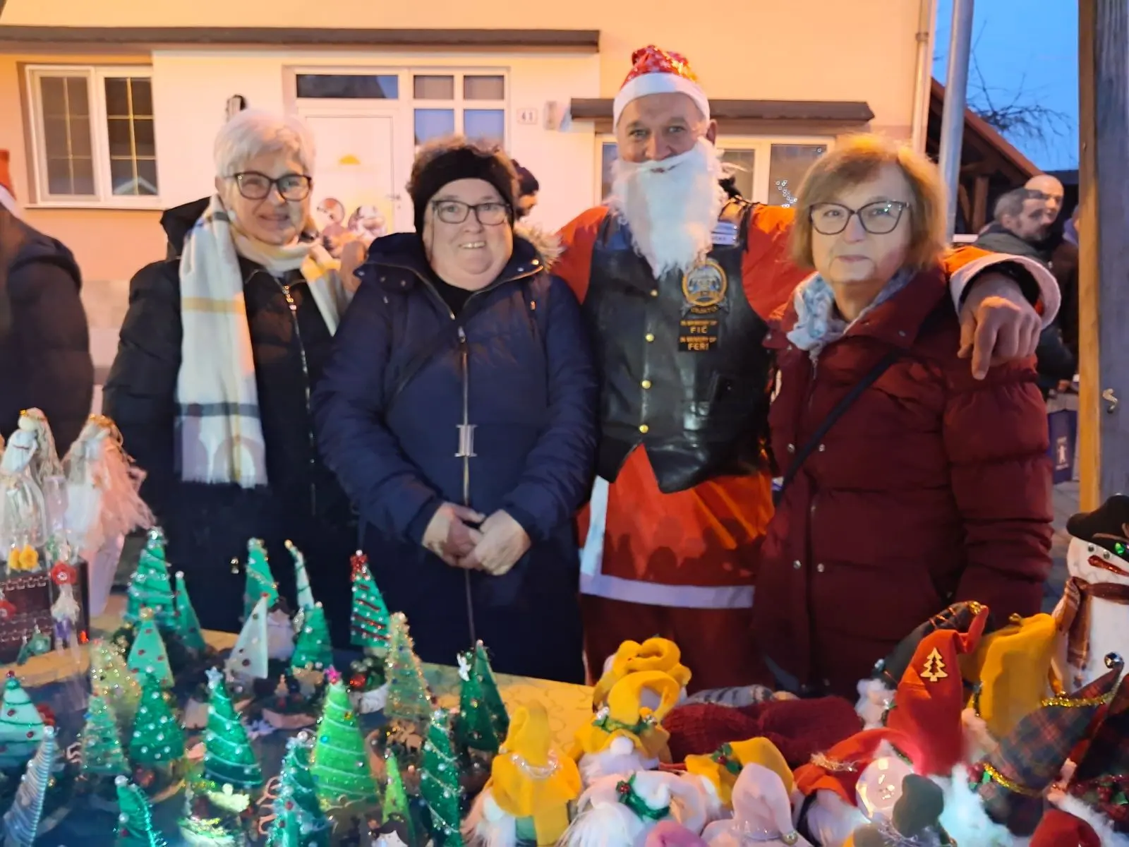 božićni sajam, moto mrazovi prelog (11) božićni sajam, moto mrazovi prelog (11)