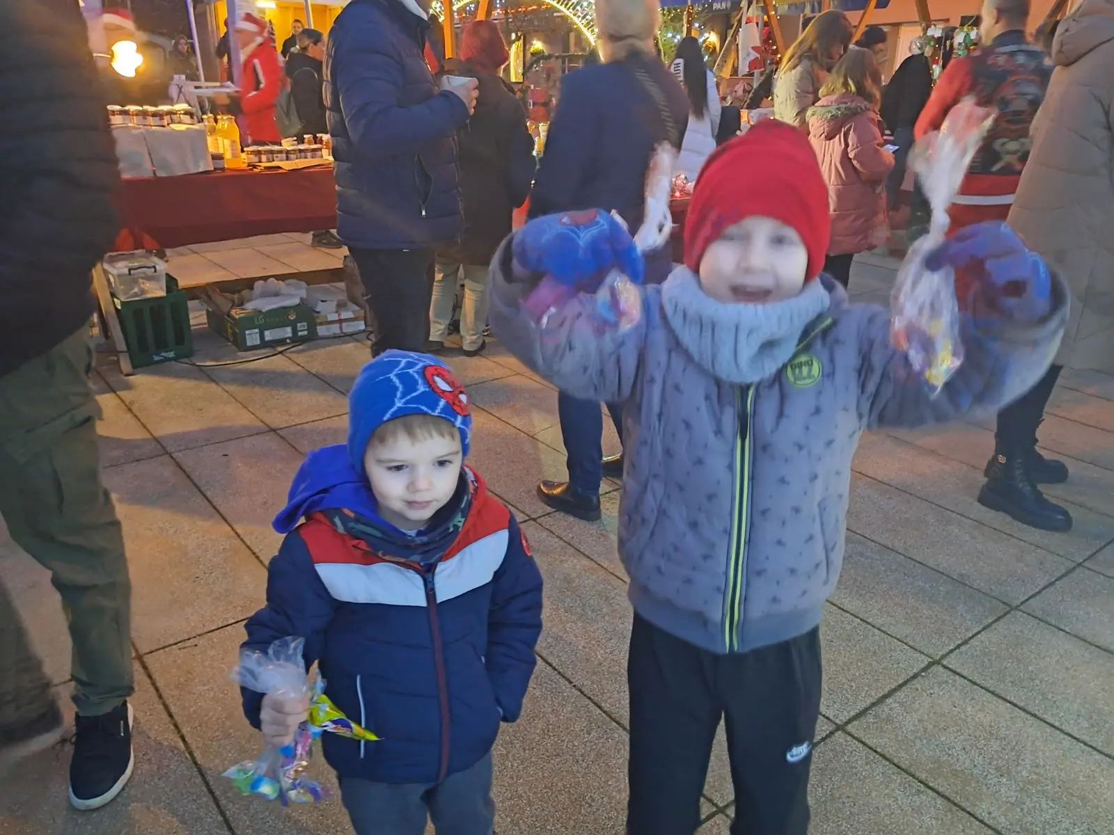 božićni sajam, moto mrazovi prelog (20) božićni sajam, moto mrazovi prelog (20)