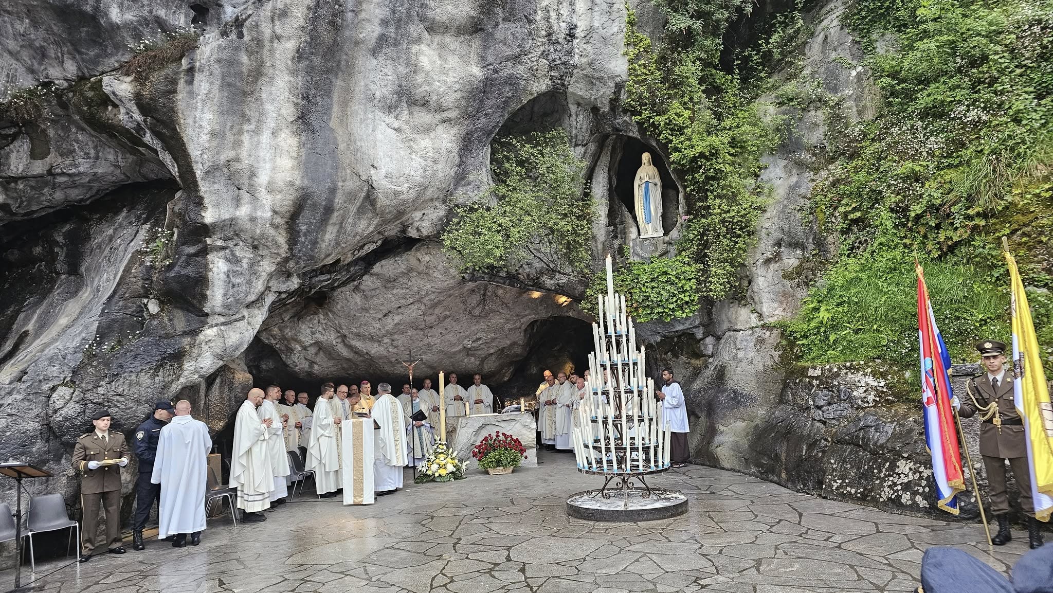 branitelji zajedno,hodočašće u lourdes (7)
