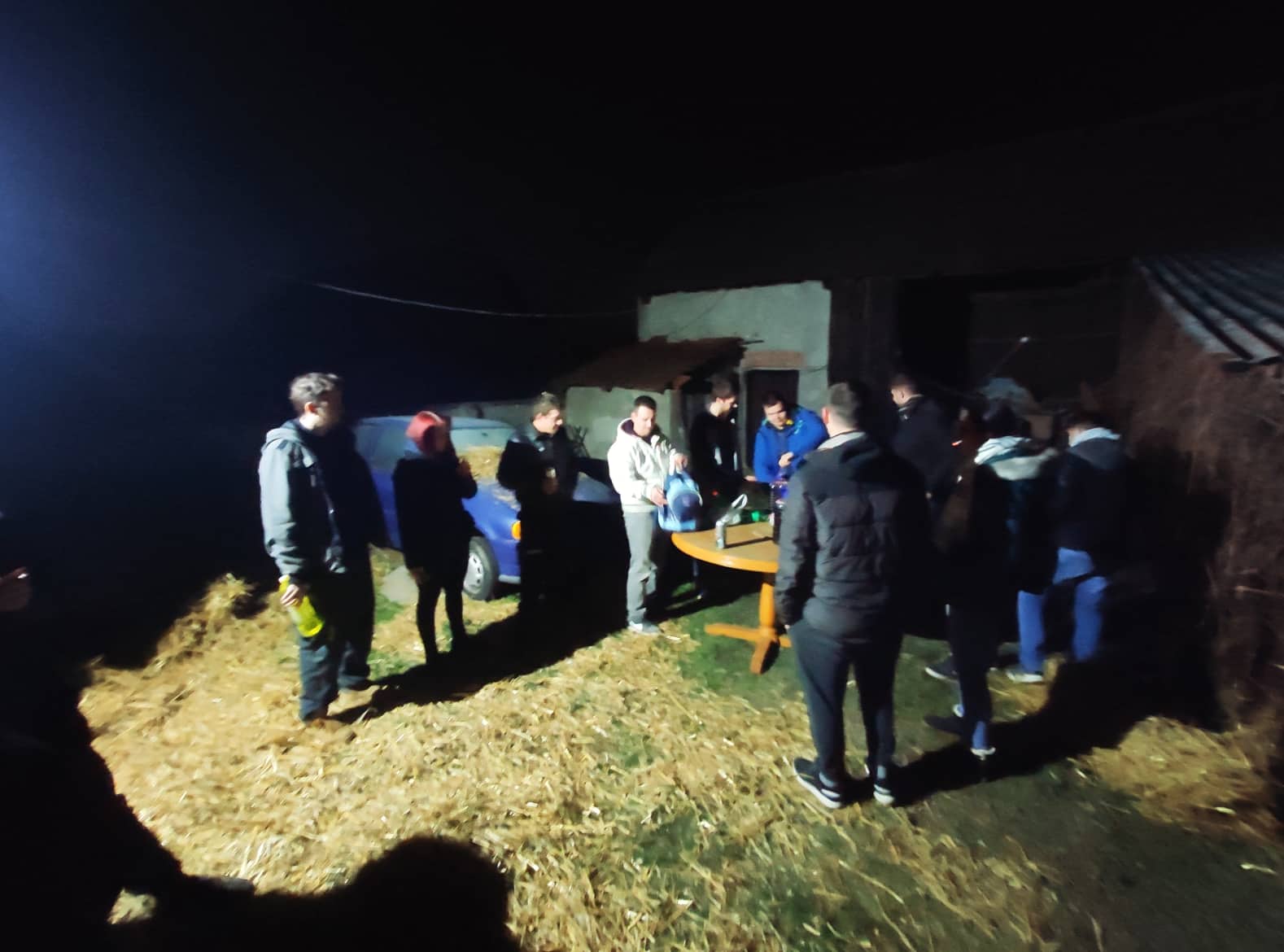 VIDEO I FOTO Potepanje u Savskoj Vesi: Zaručili su se Ksenija i Josip!