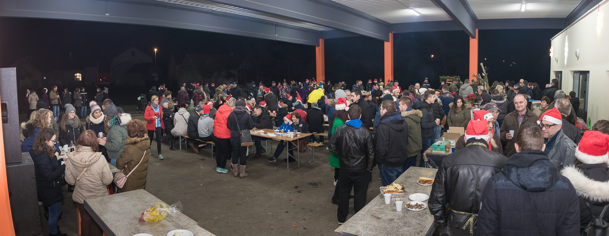 Sajam i božićna utrka privukli mnoštvo u centar Kotoribe