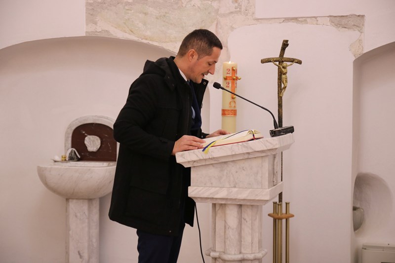 Biskup Radoš krstio peto dijete obitelji Spajić iz Svetog Martina na Muri