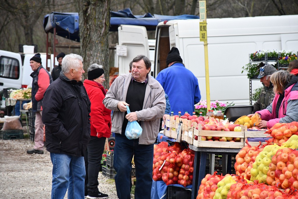 Prohladno jutro na čakovečkom sajmu, no bogata ponuda nije izostala