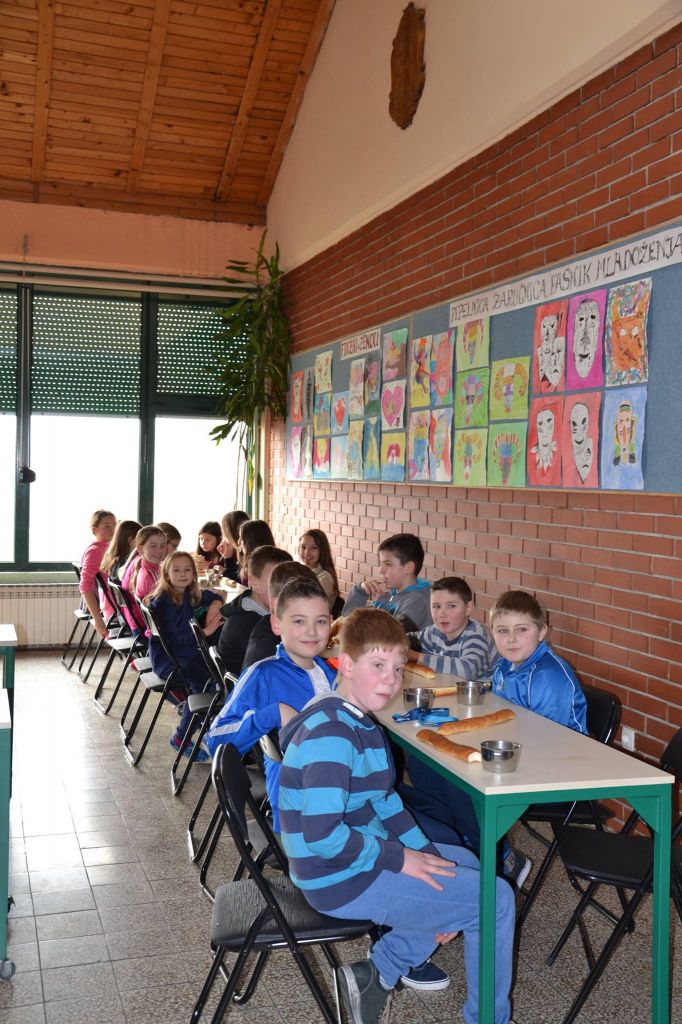 1272270410153859579949827124907