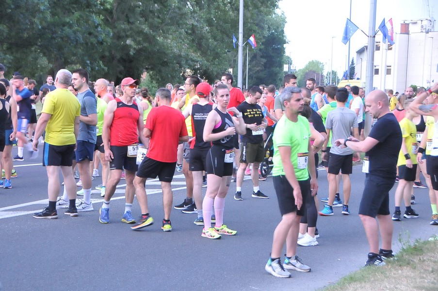 Na Čakovečkom noćnom ceneru više od 580 trkača utrčalo u ljeto