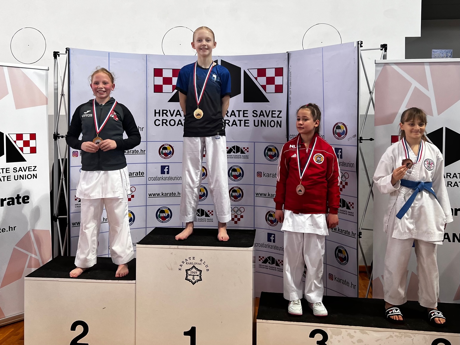 Image 5663603 (auto)