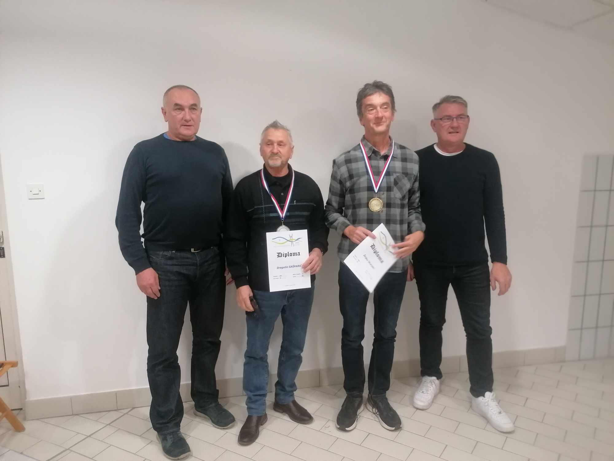 Image 5923367 (auto) Image 5923367 (auto)