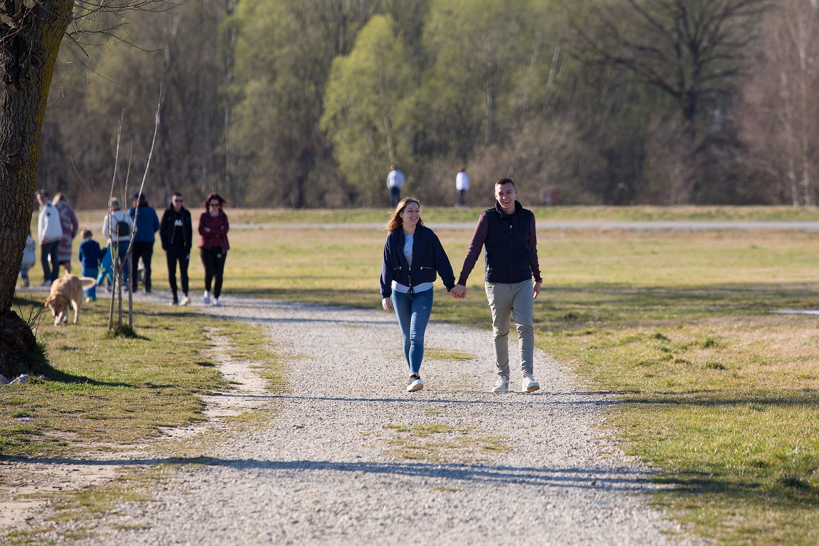 KLIKOM PO MARINI Suncem okupana Marina danas je bila prepuna ljudi!
