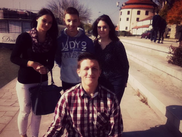 1220094772269986449708711609957