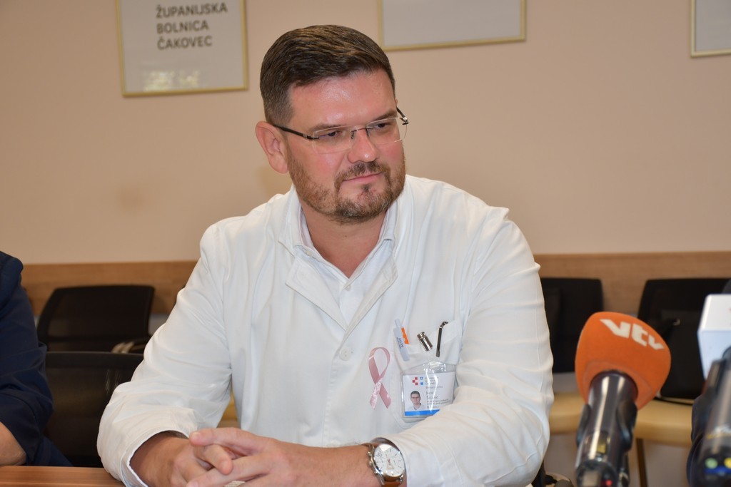 VRIJEDNA DONACIJA Županijska liga protiv raka donirala bolnici igle za core biopsiju VRIJEDNA DONACIJA Županijska liga protiv raka donirala bolnici igle za core biopsiju