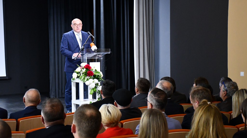 Urbanovo, otvorenje Urbanovo, otvorenje